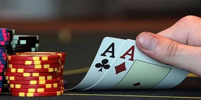 Vị trí không chỉ là thứ tự ngồi, mà còn là chiến lược vận hành ván cược.
